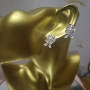 Short Pearl earrings