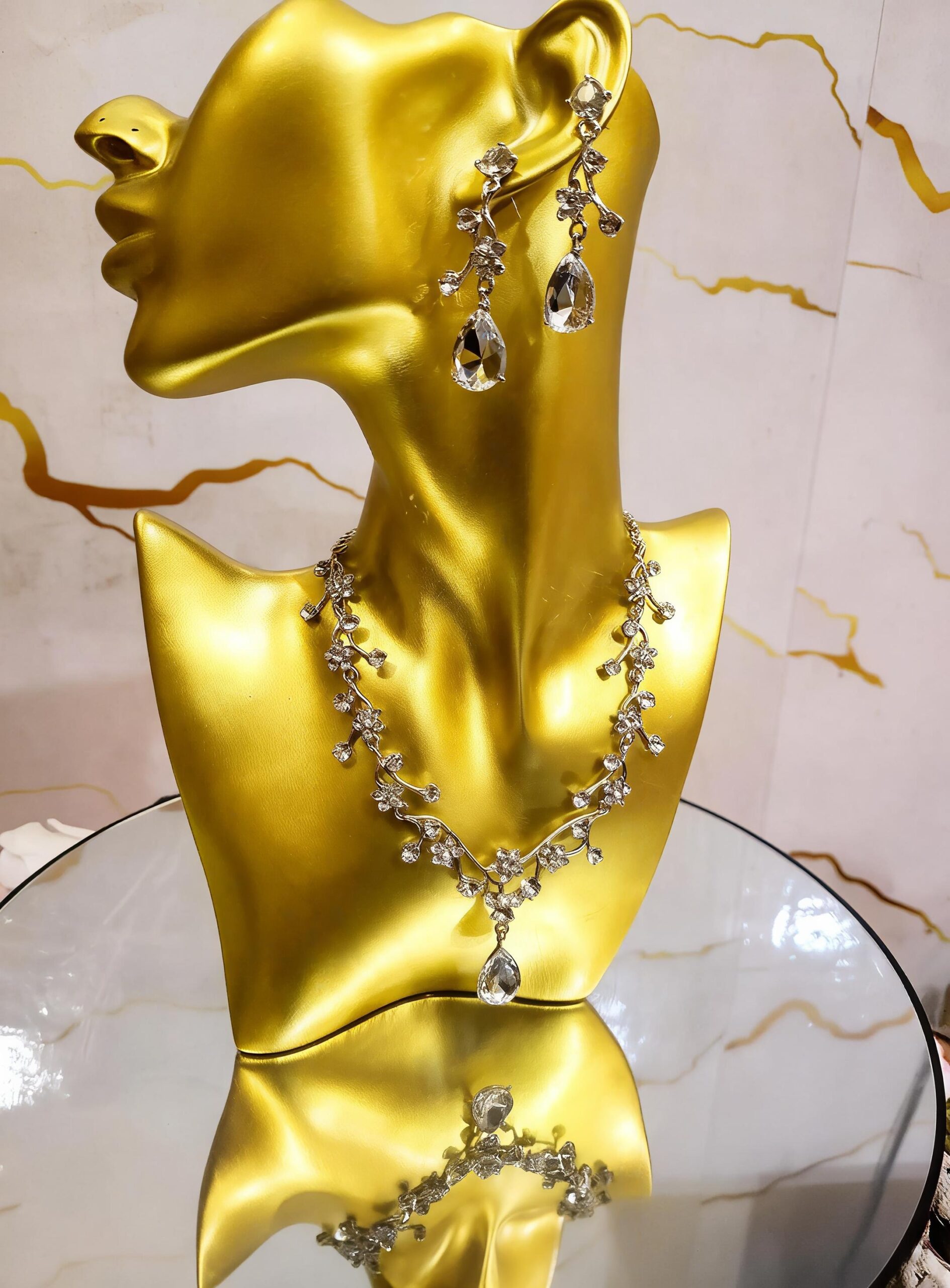 Fine bridal jewellery